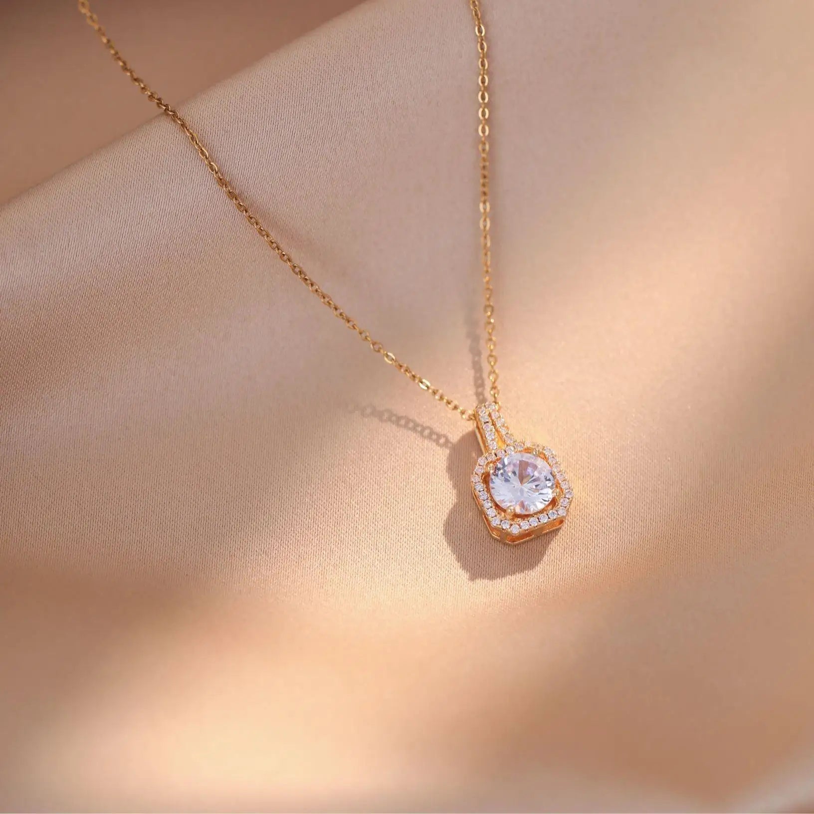 US Local Stock Zircon Pendant daily Wear Luxury Necklace High Quality Gold